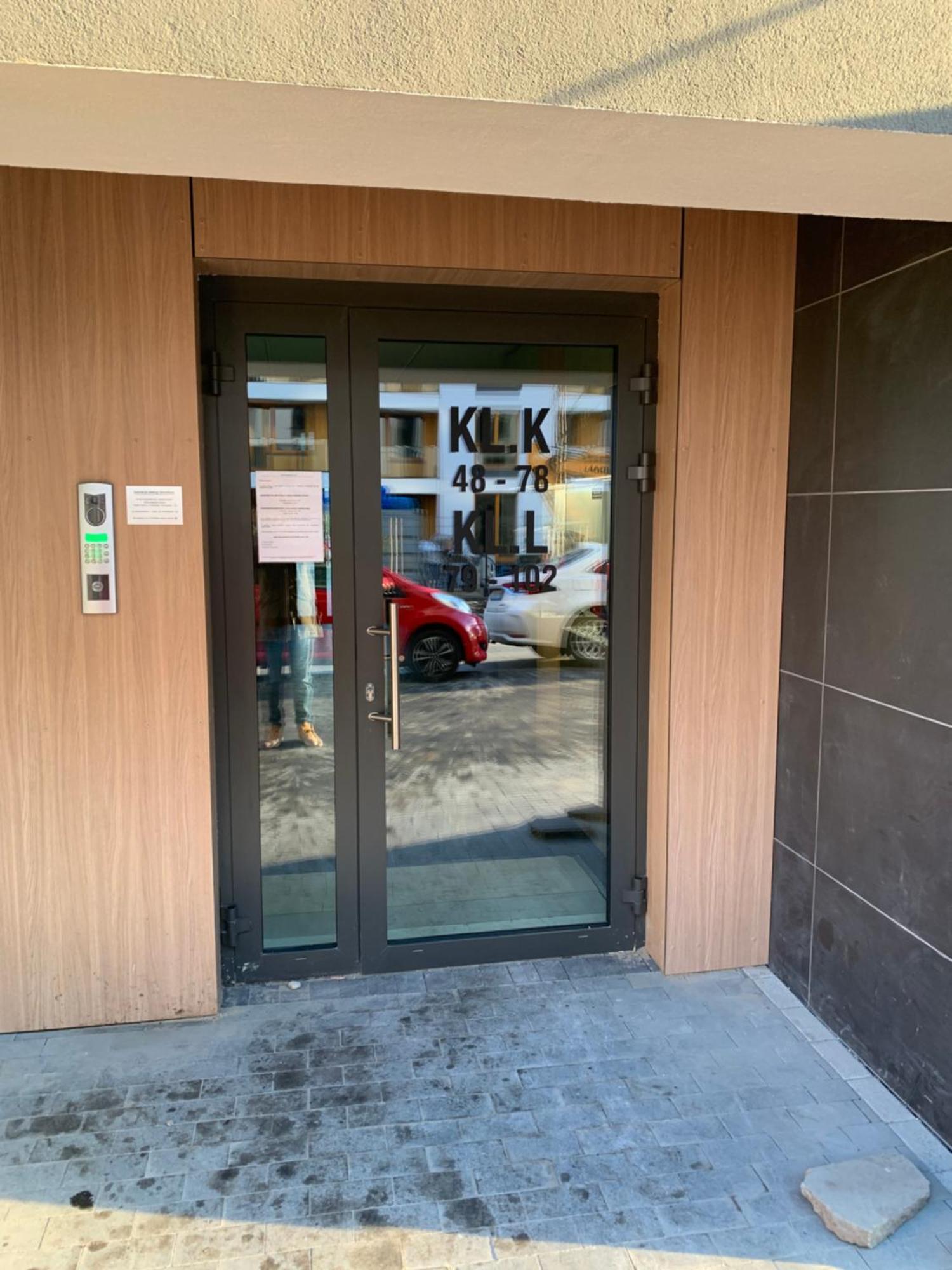 Apartamenty Wola Goleszowska Warsawa Ruang foto
